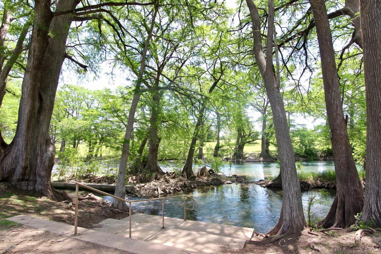 Waterwheel Retreat Apartment New Braunfels Luaran gambar